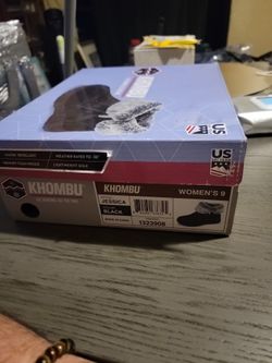 Khombu Women's Size 9 Boots