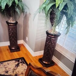 Beautiful Pedestals With Artificial Plants Firm Price 