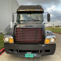 2000 Freightliner Century 120