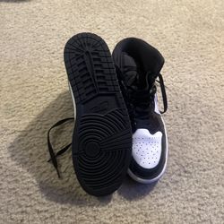 jordan 1 mids 