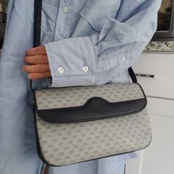 Authentic Vintage Gucci Interlocking GG Monogram Micro Guccissima Accordion Clutch Crossbody Bag