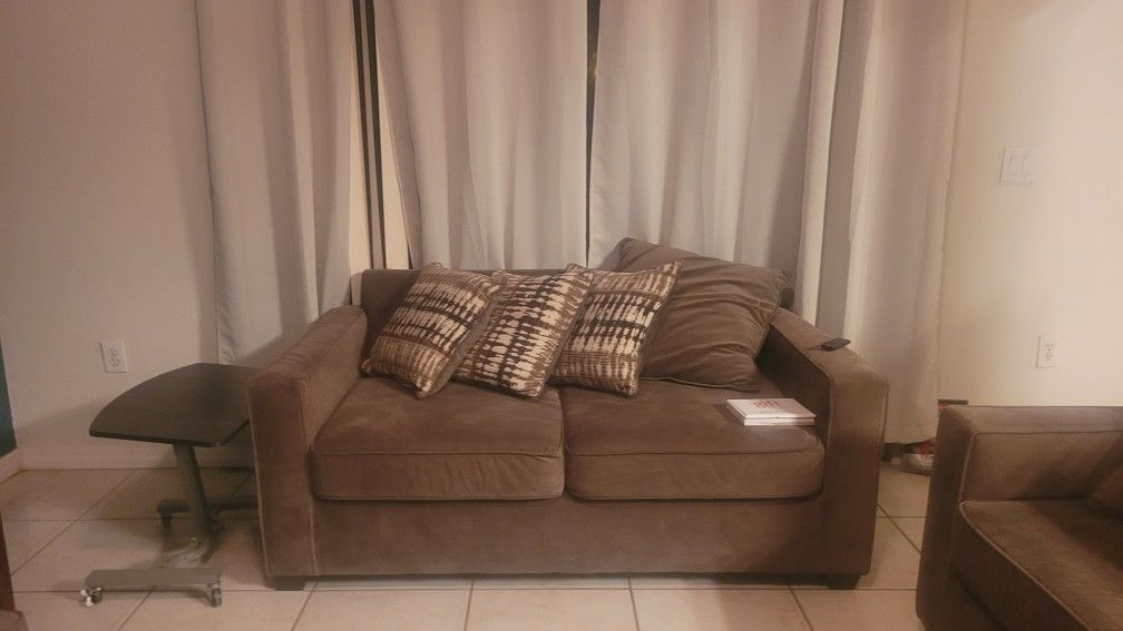 Full Size Sofa Bed & Loveseat