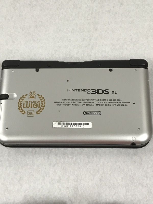Nintendo 3ds xl the year of best sale luigi 30th