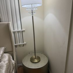 Gold Coffee Table/End Table/Decorative Piece Only $10