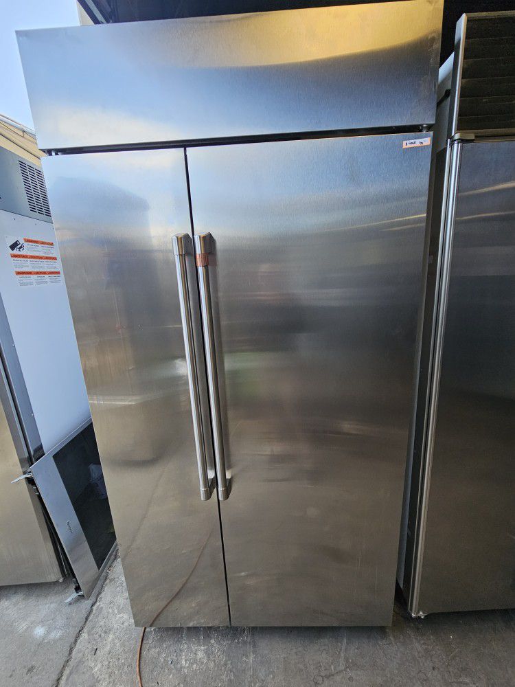 42" GE CAFE BUILT IN STAINLESS STEEL REFRIGERATOR 