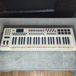 M-Audio Axiom Pro 49 MIDI Controller Keyboard Clean - White