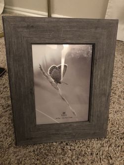 Picture frame - Distressed grey