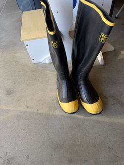 Work rain boots
