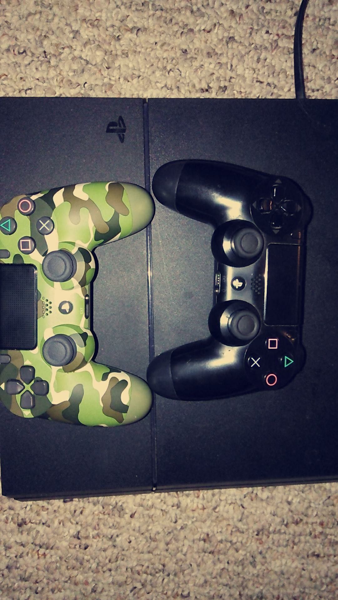 Ps4 (mint condition)