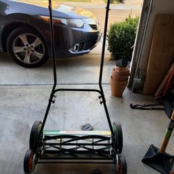 Scotts classic 20” lawn mower