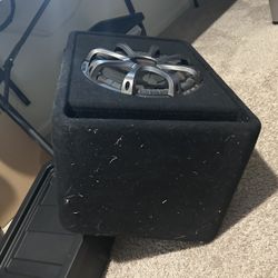CAR STEREO EQUIPMENT