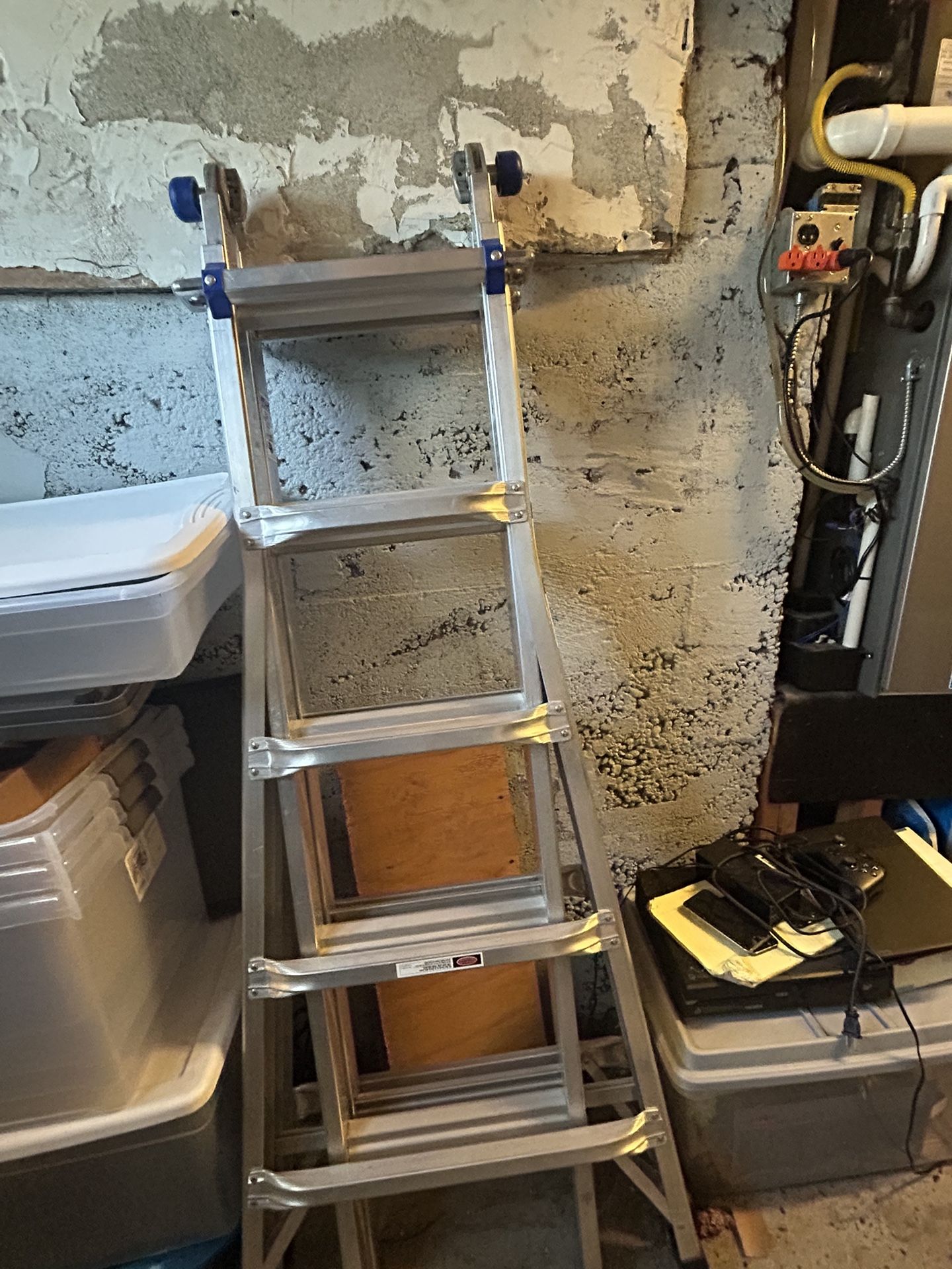 Werner 22’ Multi Ladder