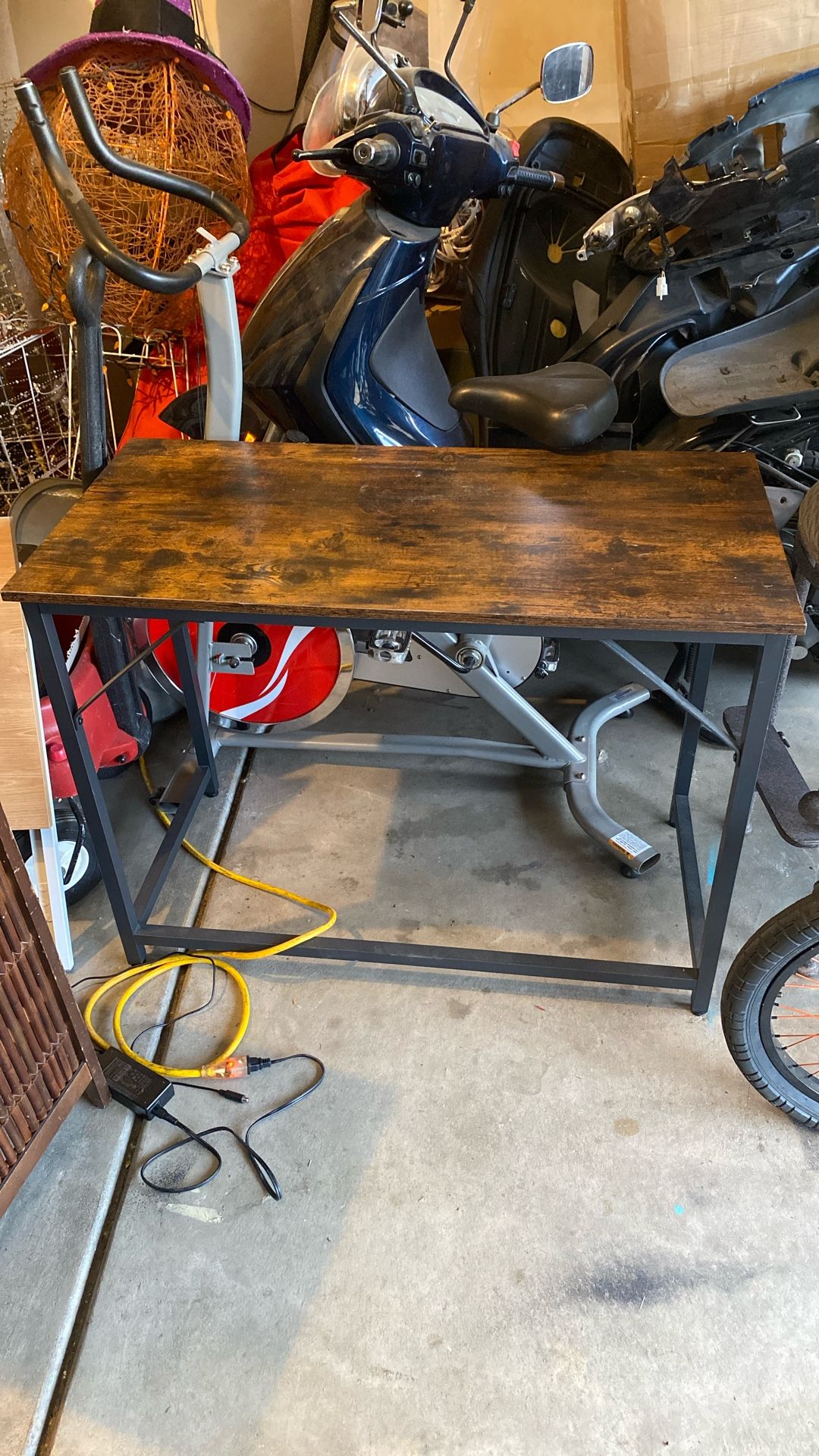 Free Desk!
