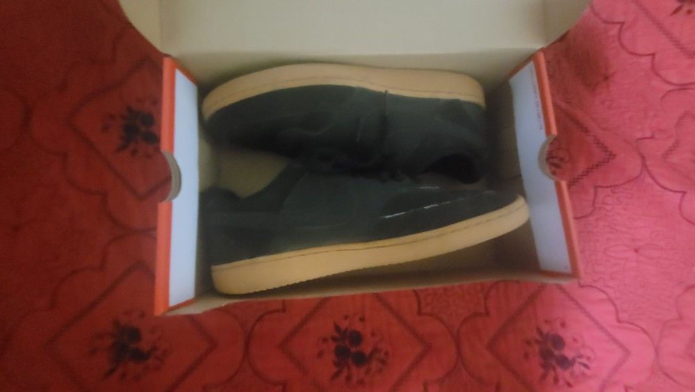 Nike Court Vision Lows SHOES IN BLACK AND WHEAT