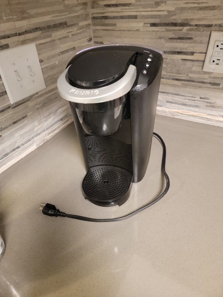 Keurig K Compact Single Serve K Cup Pod Coffee Maker, Black Kitchen tools & Small appliances