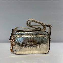 NWT MICHAEL KORS MAISIE 2 IN 1 SMALL CAMERA CROSSBODY BAG EXOTIC PRINT
