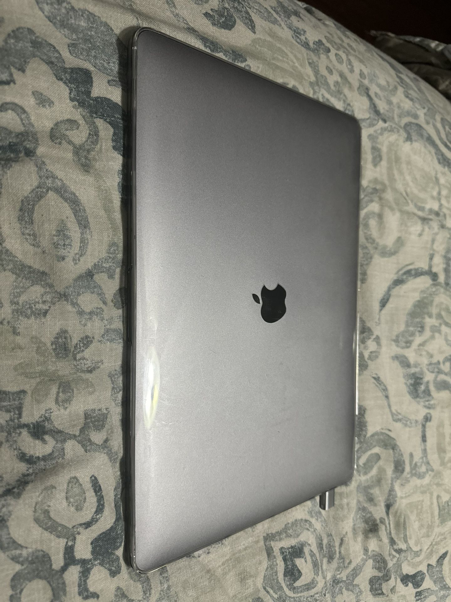 MacBook Pro - Mid 2017