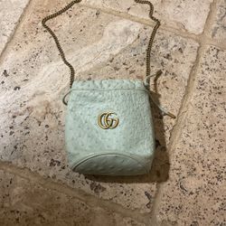 Gucci GG Marmont mini Bucket Bag 100% Authentic 
