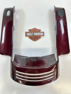 OEM Harley-Davidson 09-22 Touring Rear Fender Fascia Trim 59739-09. SM9KNT0376