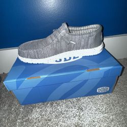 Hey dude’s light grey