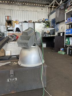 E-conolight E-hb5m40q 400w Metal Halide Construction Light Quad Volt