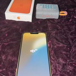 iPhone 14 Plus Amarillo 