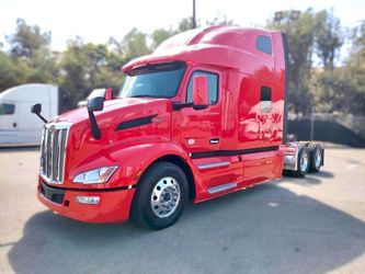 2023 PETERBILT 579 ULTRAL LOFT SLEEPER 510HP & 195K MILES!!!