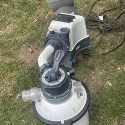 intex  Crystal clear above ground sand filter swimming pool un      swinning no 