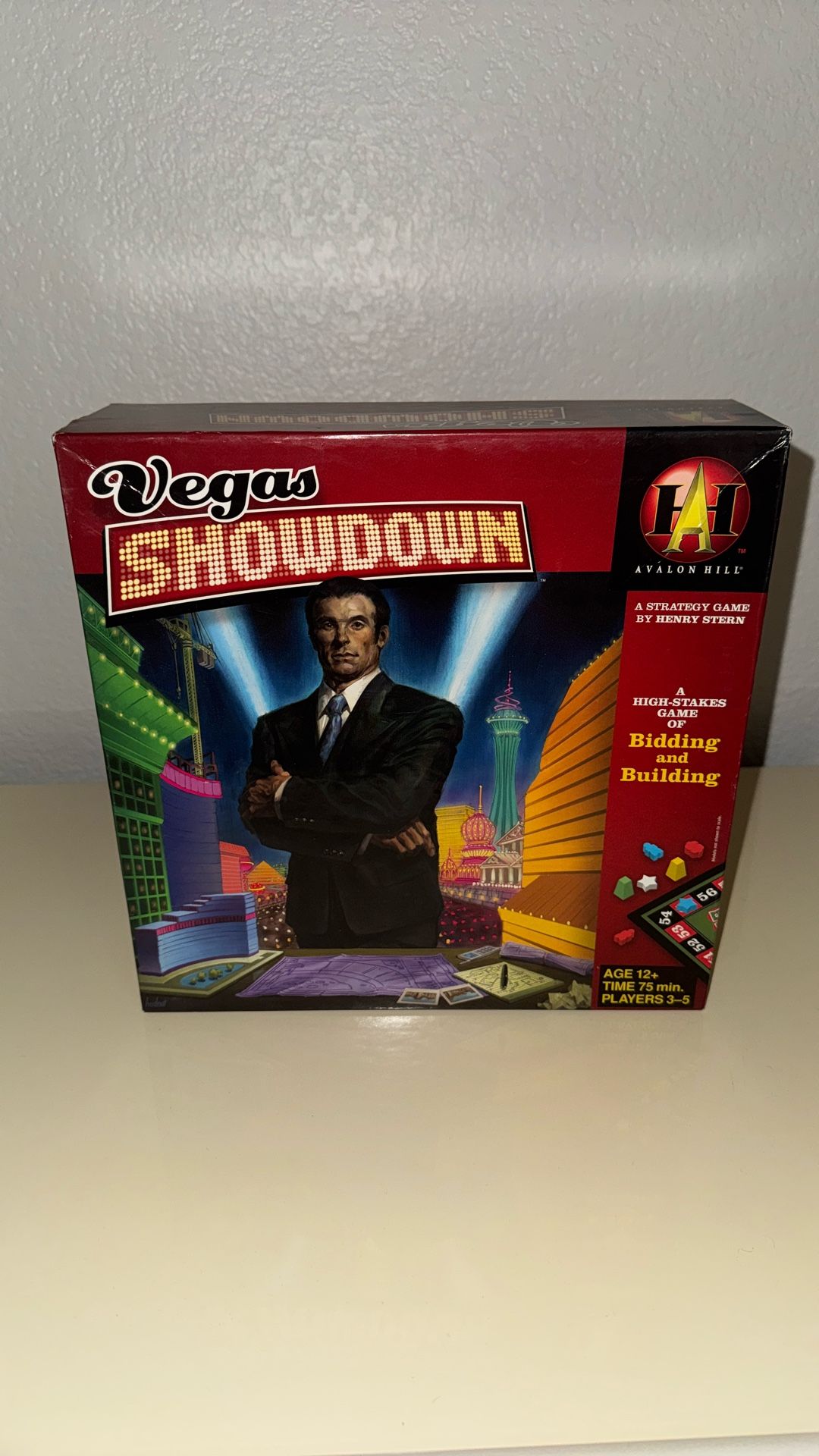 Vegas Showdown Board Game by AvalonHill - Complete, Like New