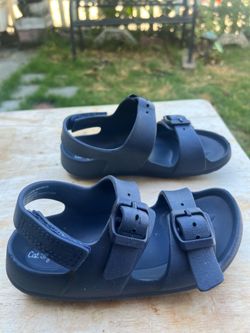 Cat & jack sandals