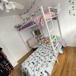 Bunk Bed With Chair And Vanity Mirror 