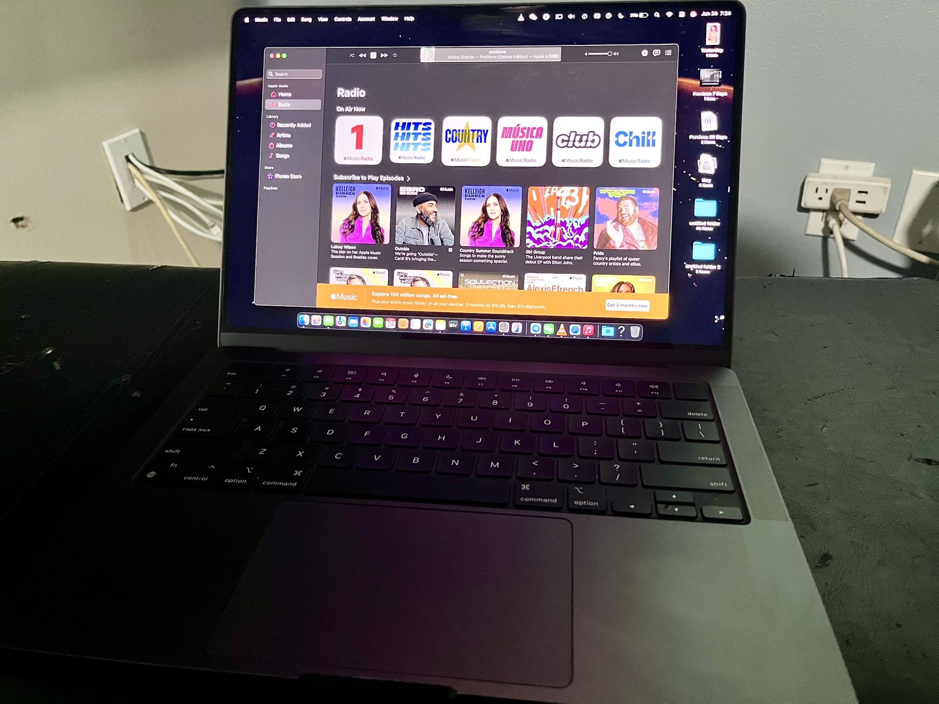 Apple Laptop 14” M4!!!!