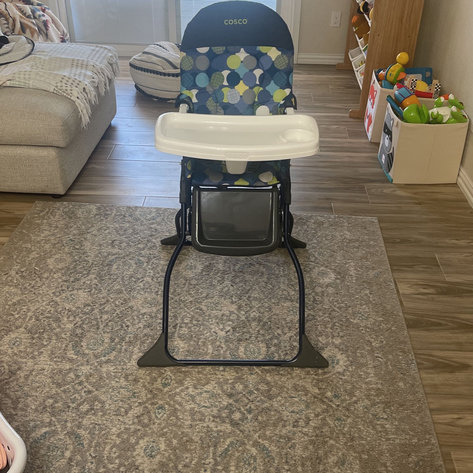 Cosco Simple Fold High Chair With Adjustable Tray