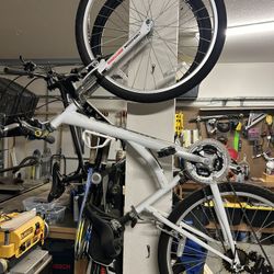 Mountain Bike- 15” Size S, 7 Speed