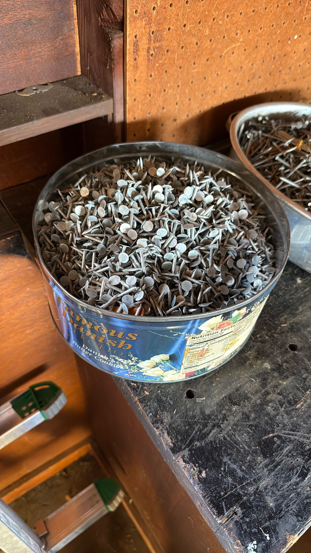 Small nails