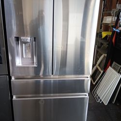 Refrigerator Samsung Everything Is And Good Working Condition 3 Month Warranty Delivery And Install 