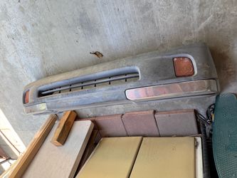 2000 Toyota Tacoma OEM front bumper