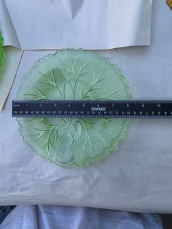 Uranium Green Depression Glass Leaf Pattern Plate