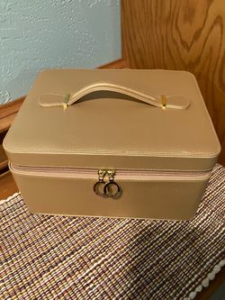 Vintage Estée Lauder Gold Faux Train Case