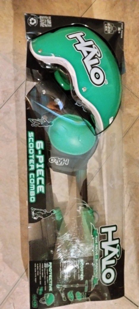 NIB Halo Scooter With Helmet, Knee & Elbow Pads
