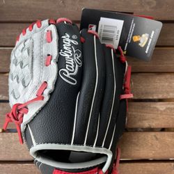 Kids Right Handed Glove (3-5 Year Size -never Used)