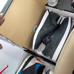 AIR JORDAN 1 LOW SE Men – Off Noir/Black-white-black