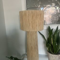 Raffia Lamp 