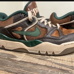 Baroque Brown and Pecan