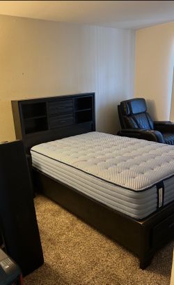 Queen bedroom set with firm mattress