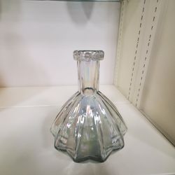 7 pc set clear vintage vases