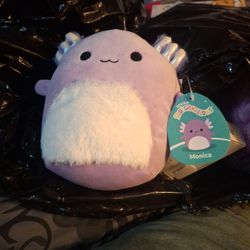 Squishmellow Monica