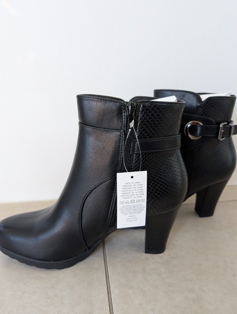 Black Boots