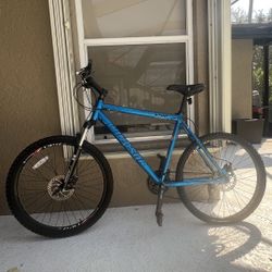 Windsor Cliff 4700