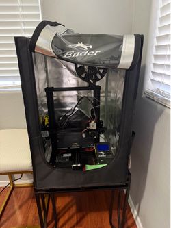 ENDER 3 Neo & Enclosure + Filament